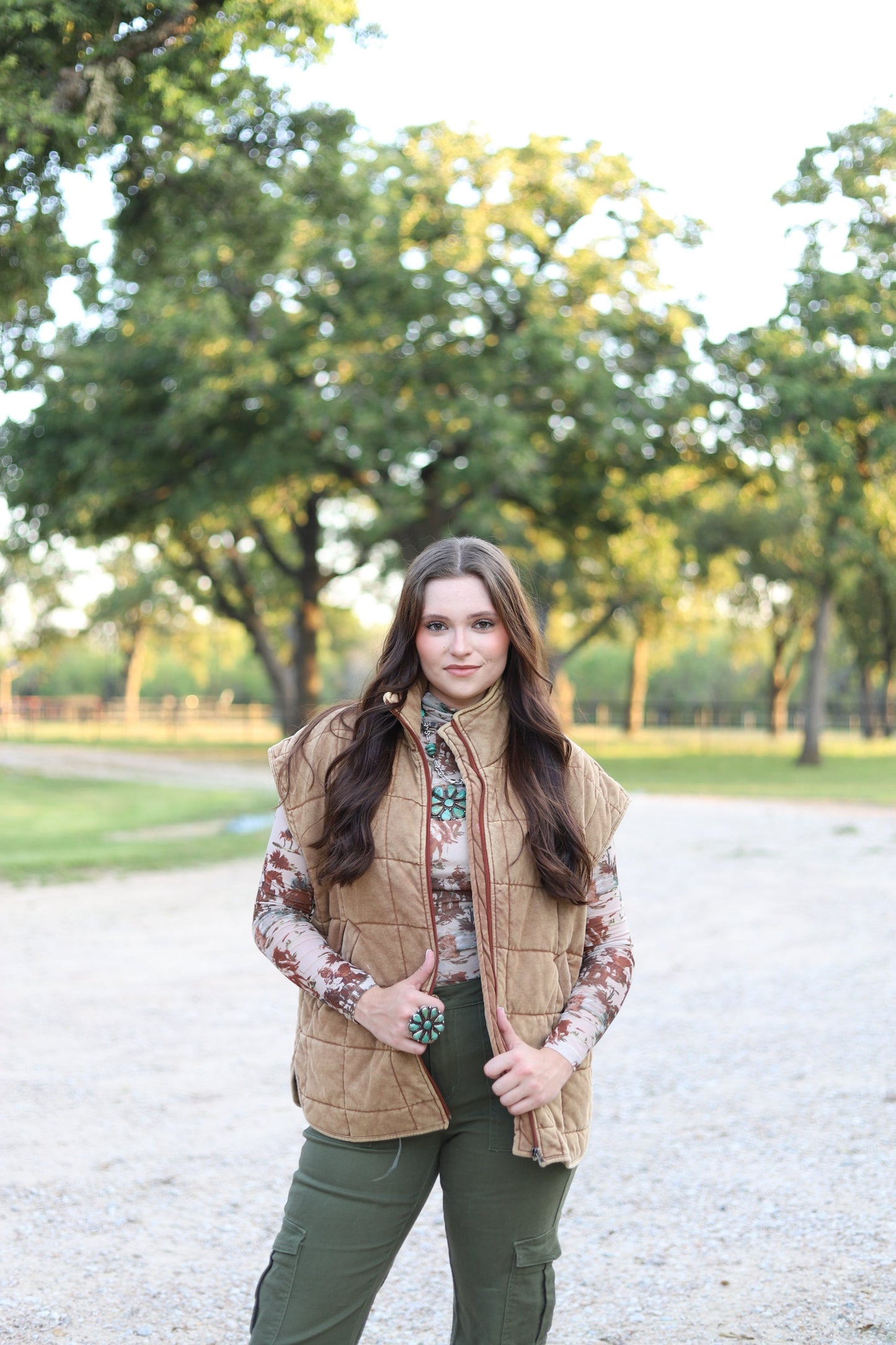 HH1169 BROWN QUITTED VEST