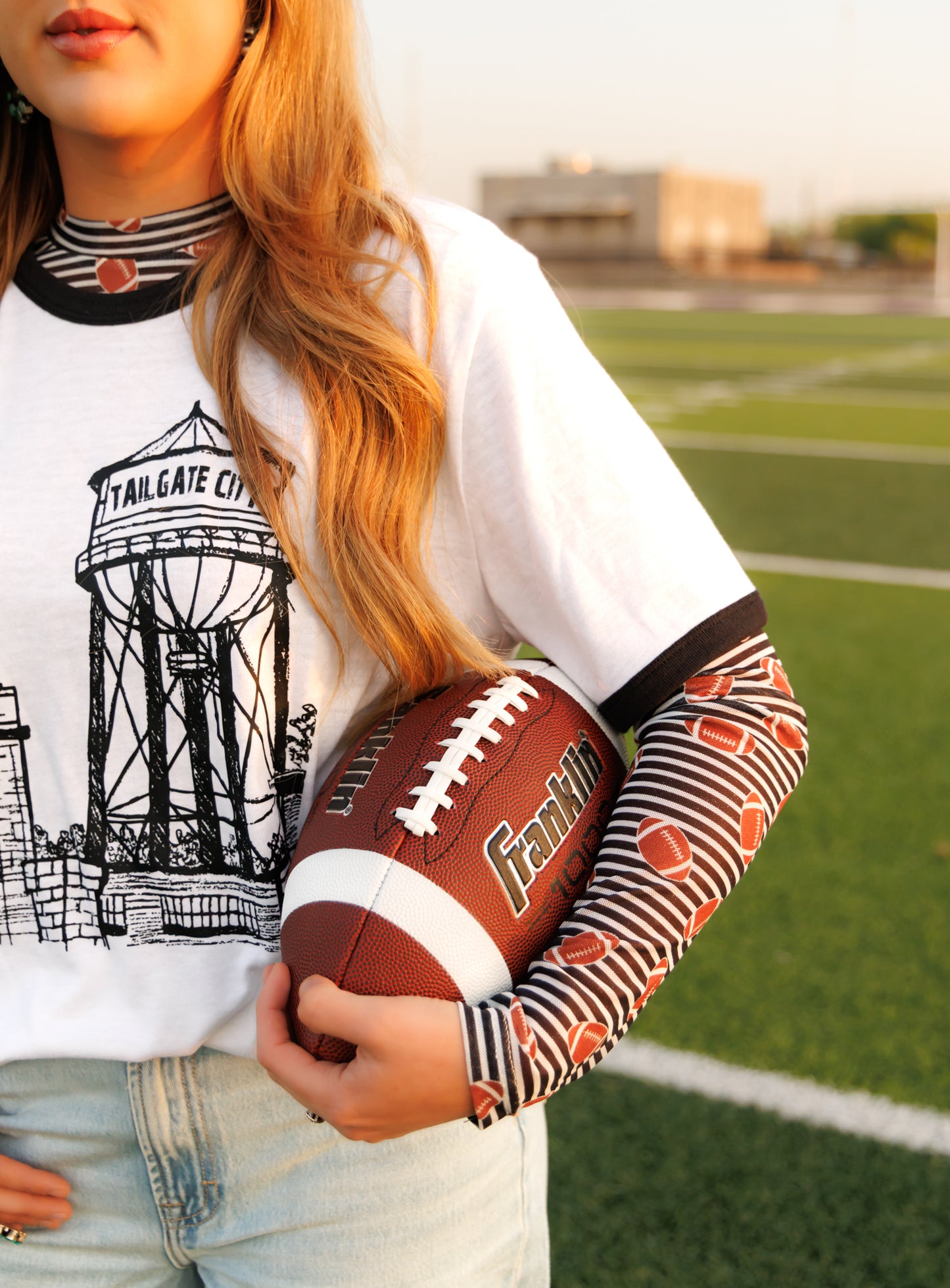 HH246 WHITE/BLK RINGER TAILGATE CITY