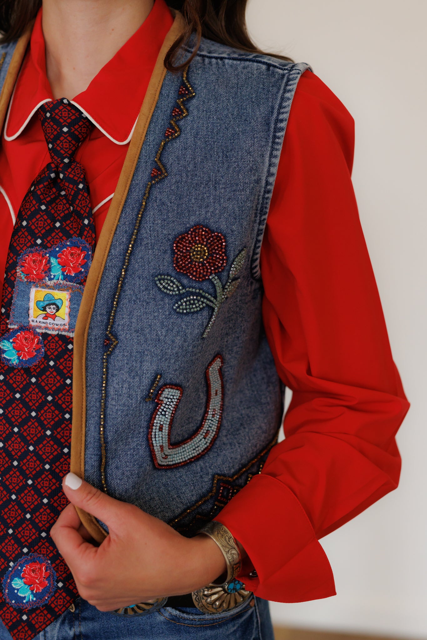 Vest, Beaded Horseshoe Vest Pack HH1175