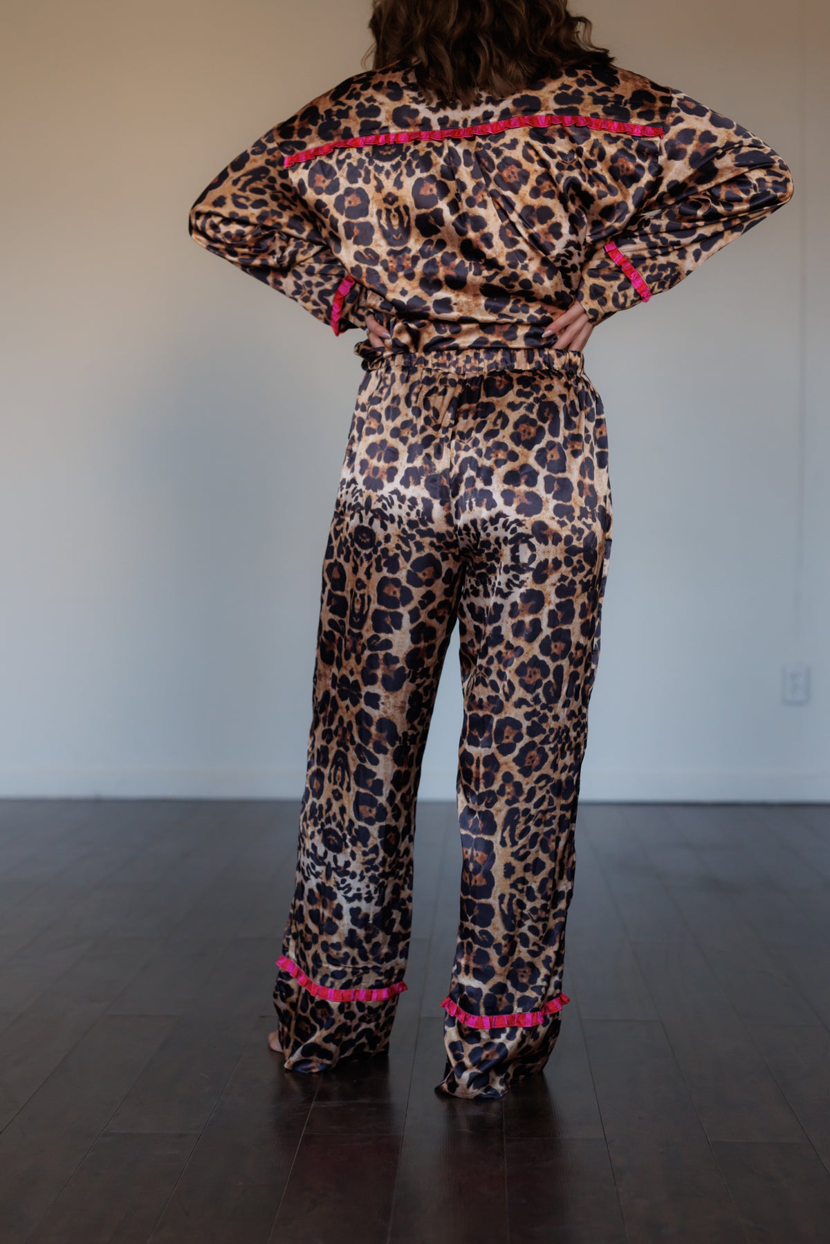 Satin Leopard Pajamas (HH2309)