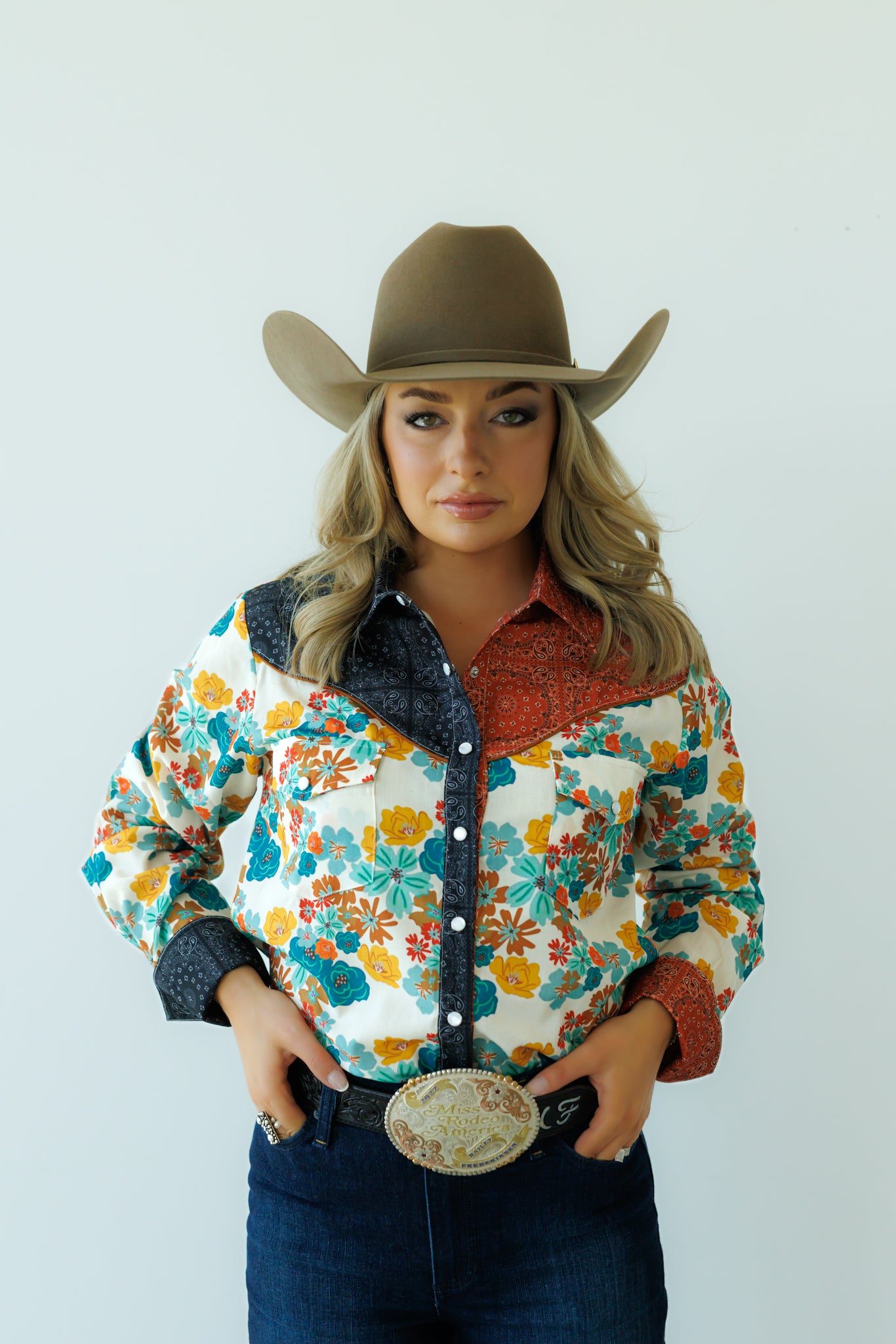 Pearl Snap, Rust Bandana Floral HH2709 (Pack OF 7)