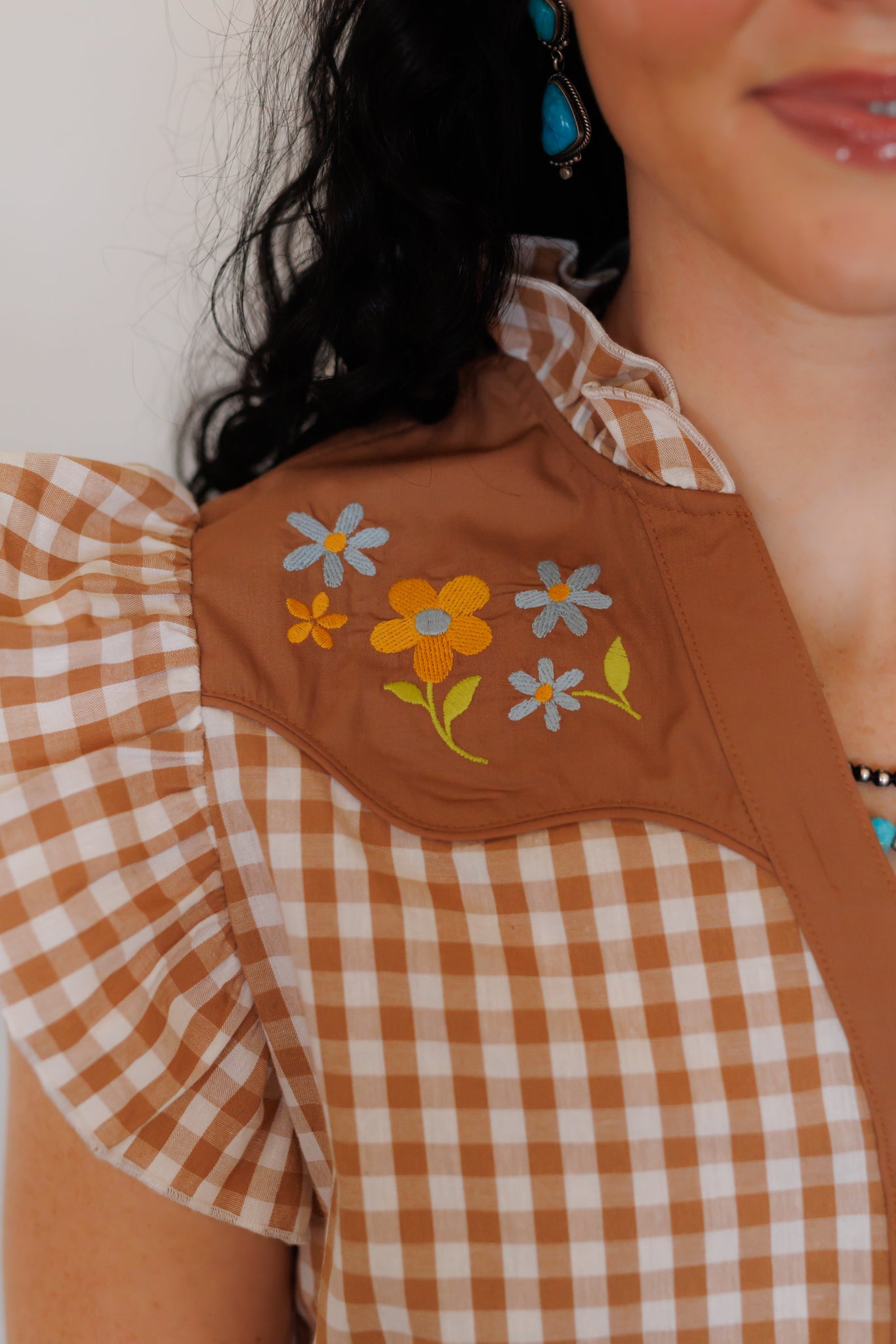 Sleeveless Top, Brown Gingham Flower Embroidery HH2741 (Pack of 7)