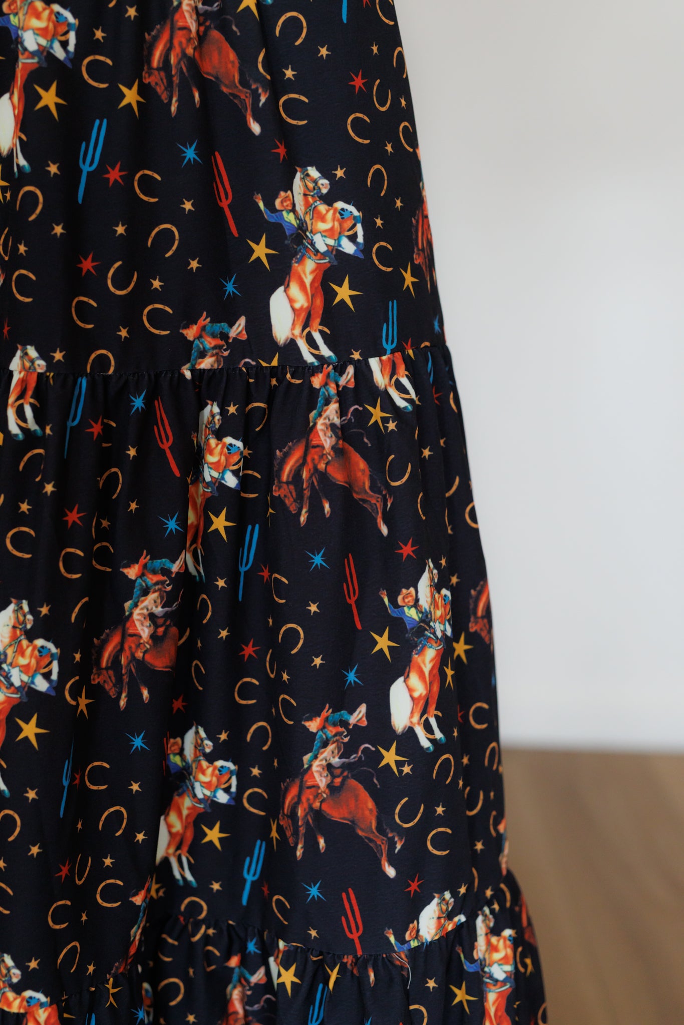 Skirt, Black Star Cowboy HH3004 (Pack OF 7)