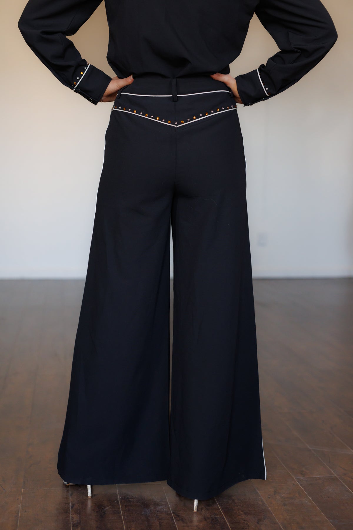 Pant, Black Studded HH221 (Pack OF 7)