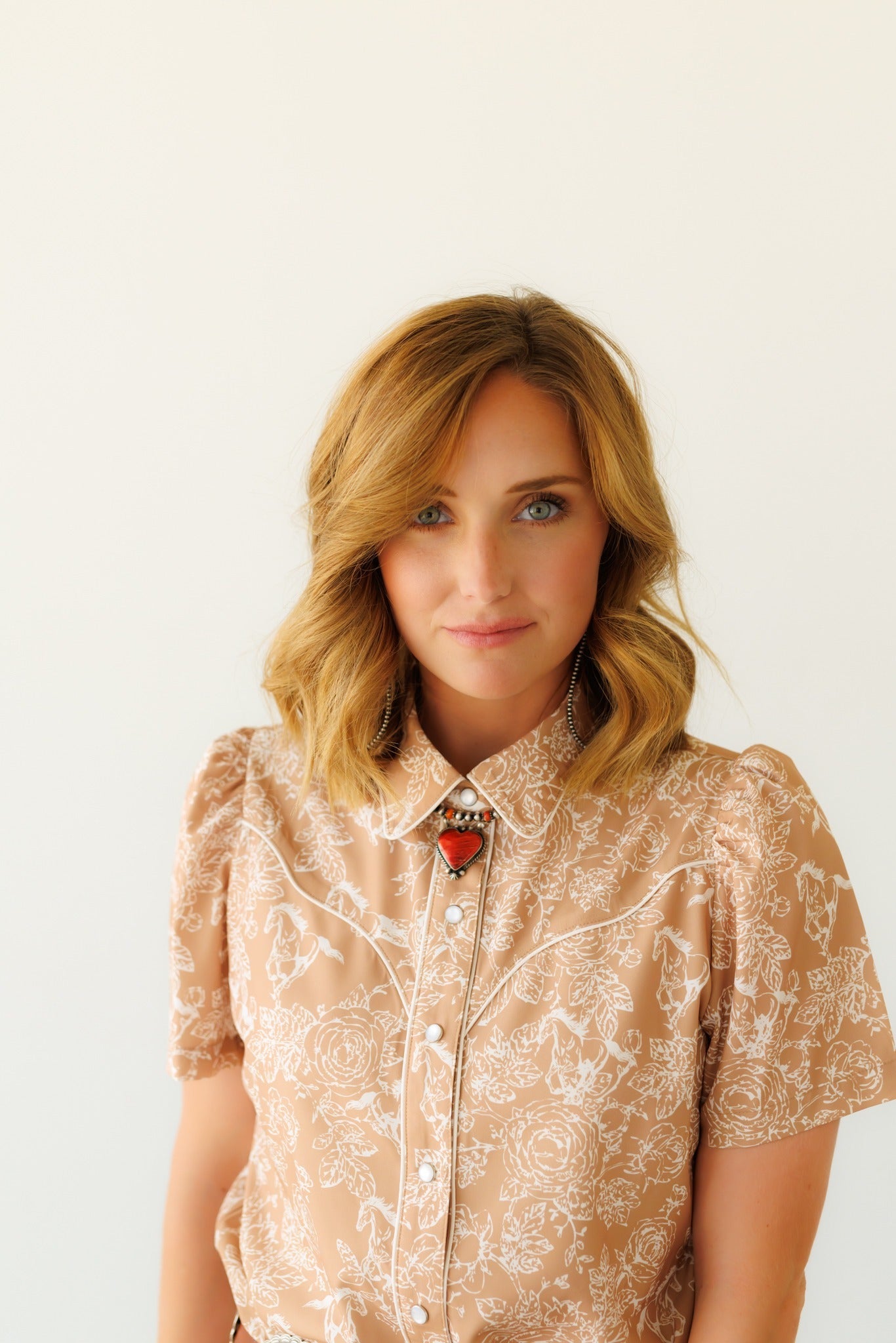 Pearl Snap, Tan Floral Horse SS(Pack of 7)