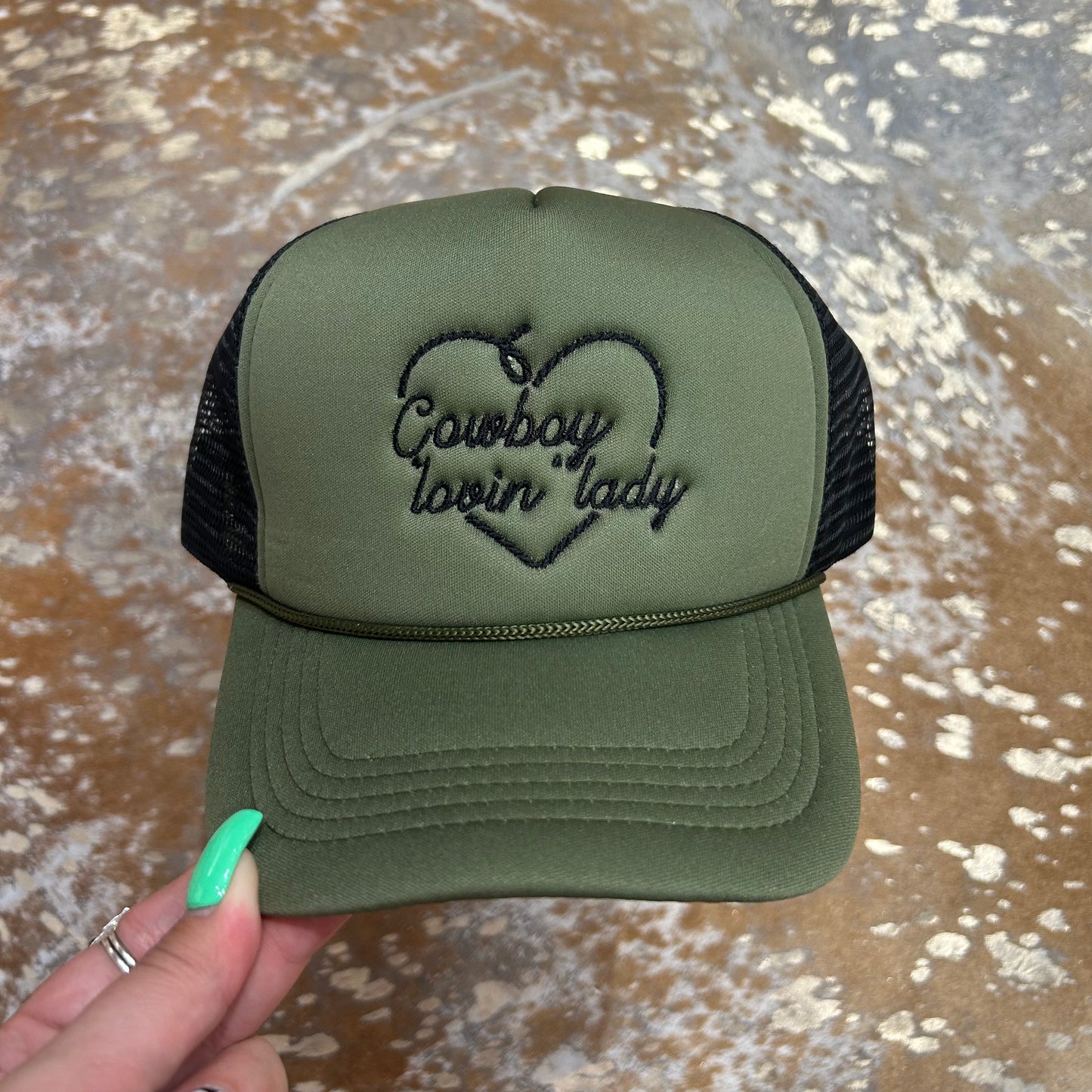 IS HH5401 COWBOY LOVIN OLIVE/BLACK