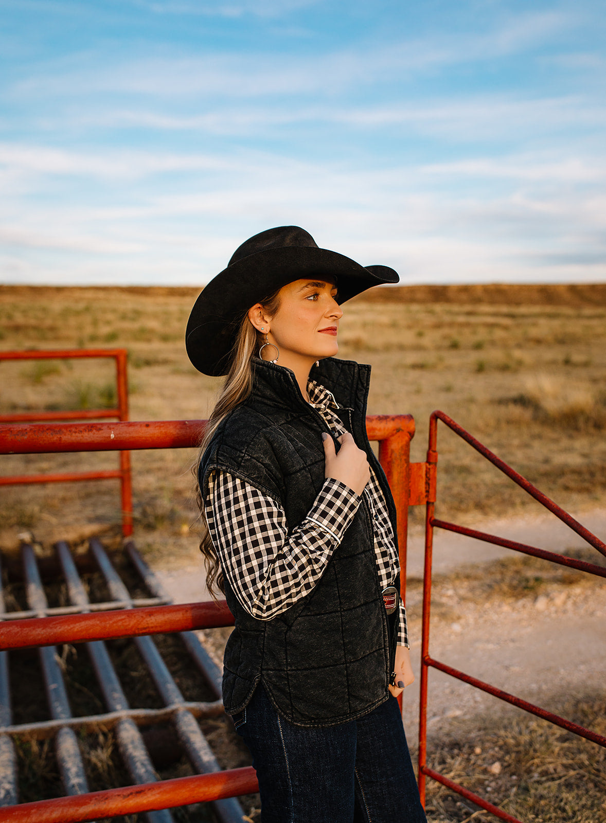 HH1169 BLACK QUITTED VEST - BLACK VINTAGE WASH