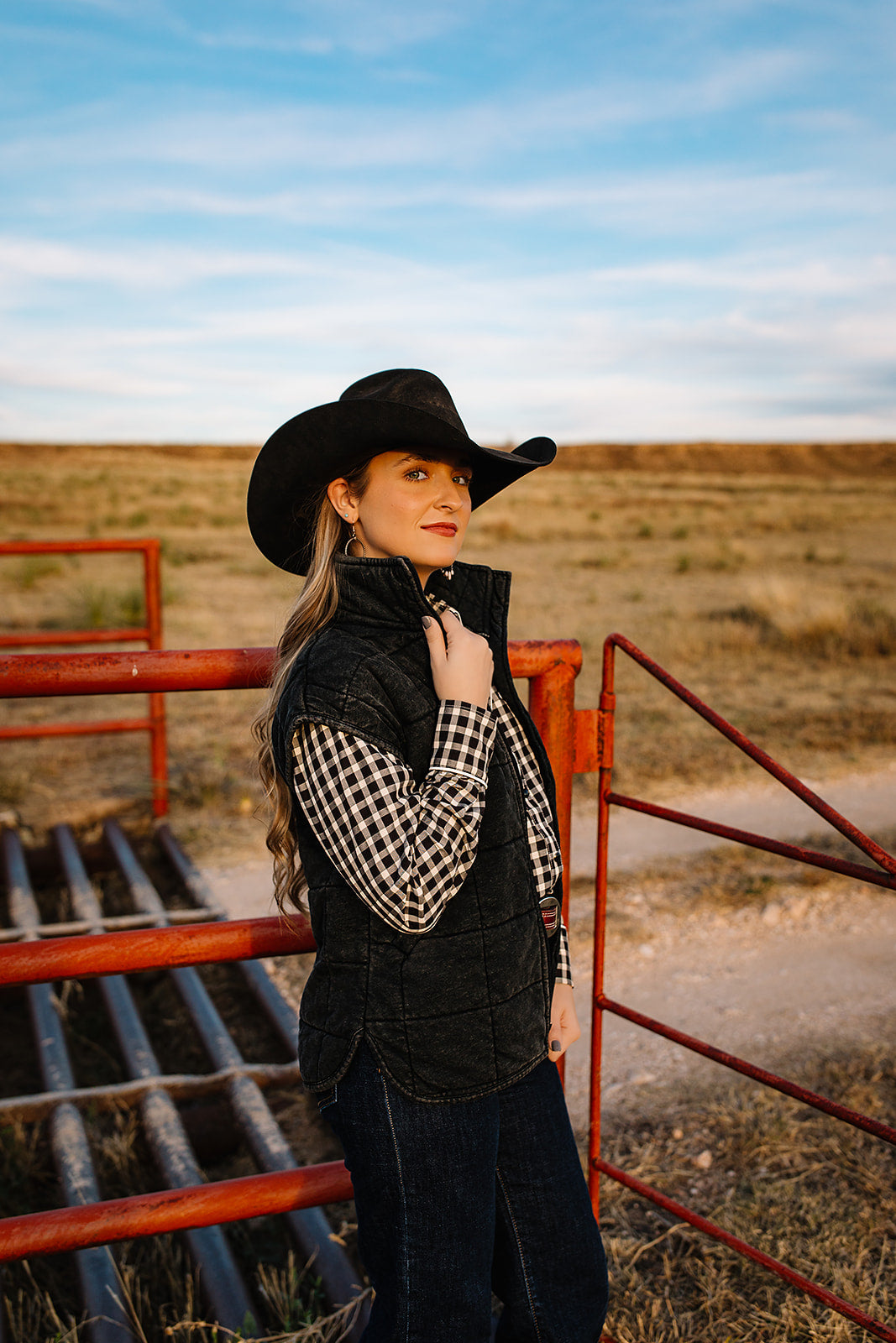 HH1169 BLACK QUITTED VEST - BLACK VINTAGE WASH