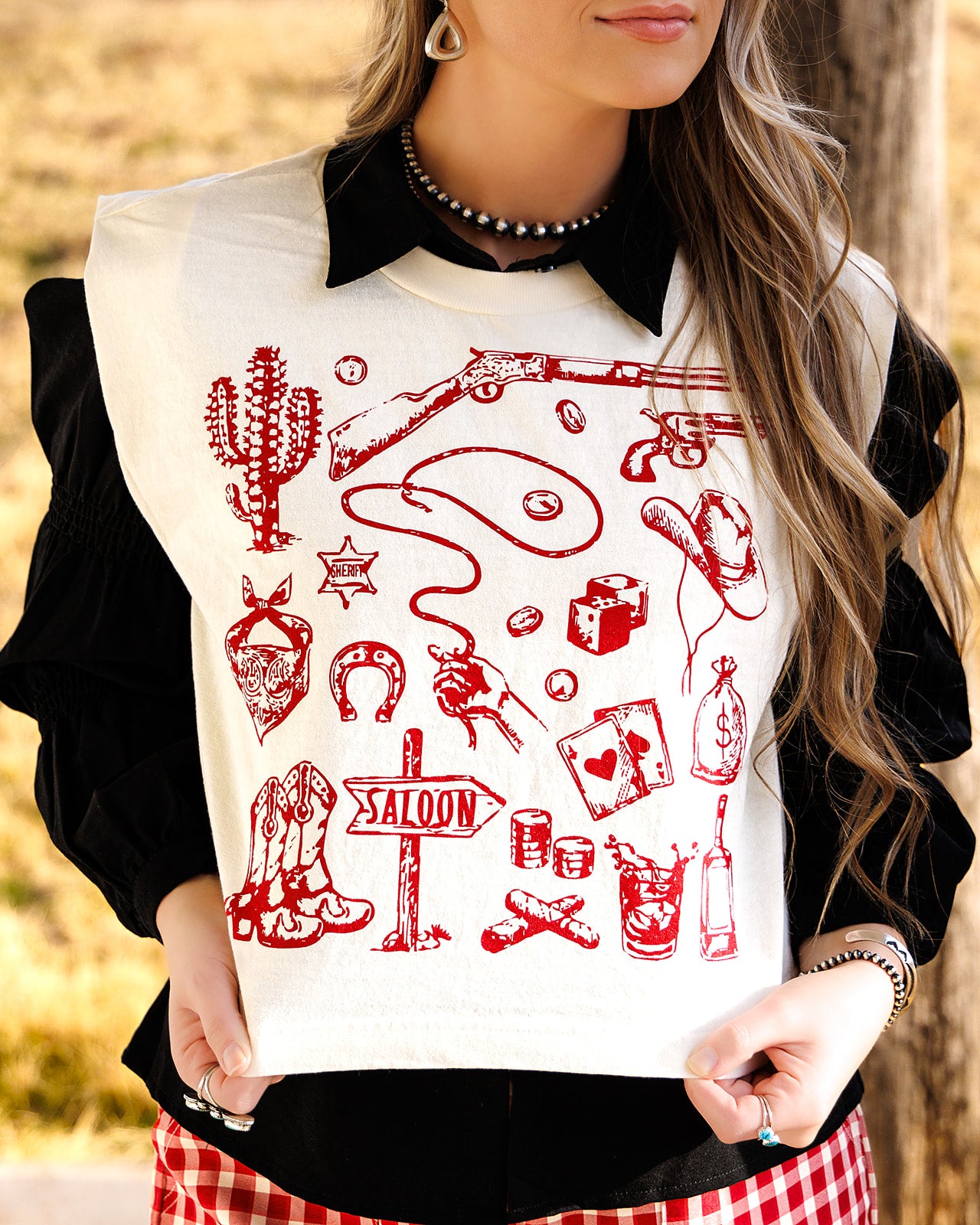 HH307 RED SALOON THINGS