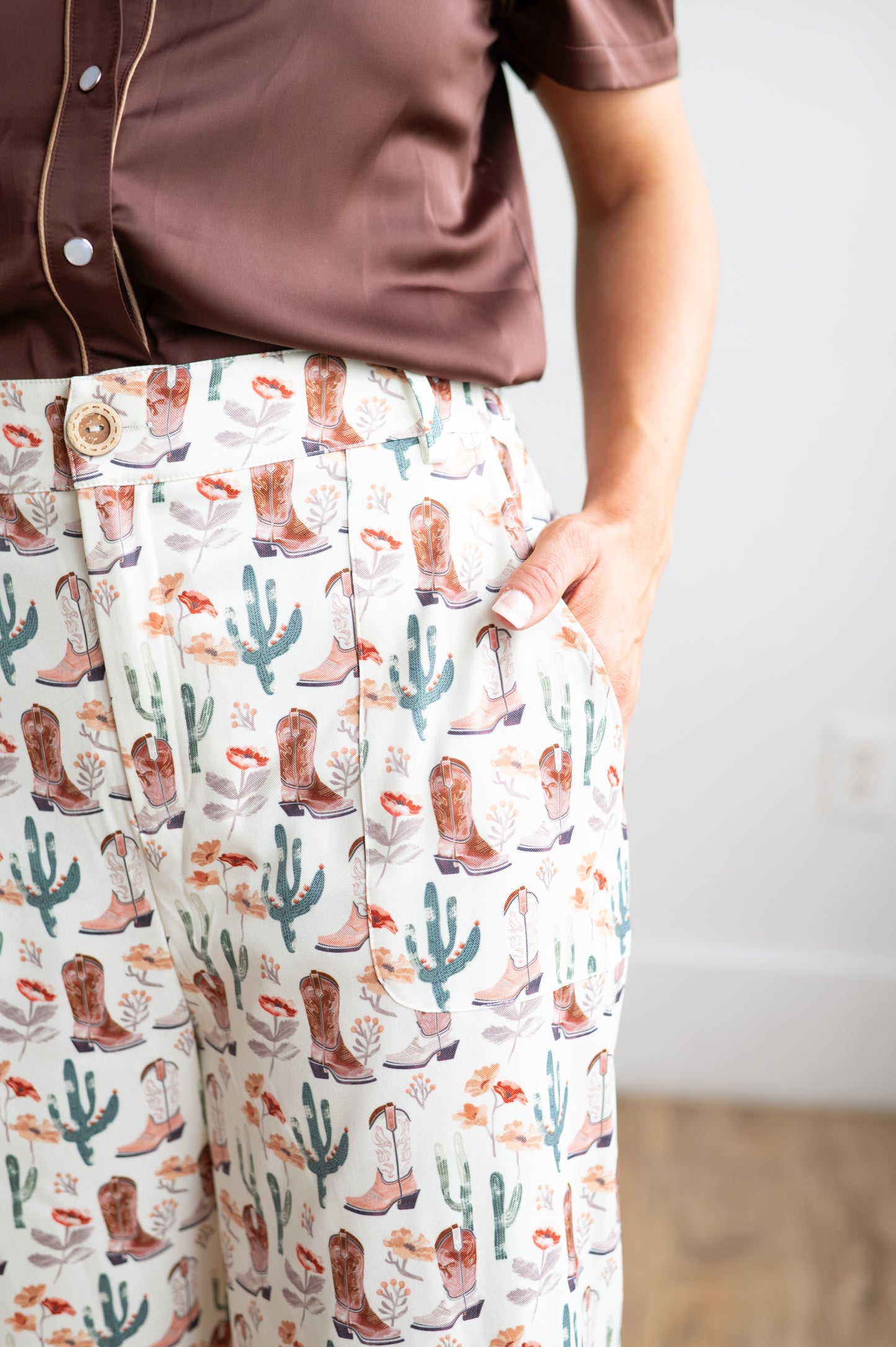 HH56 DESERT FLORAL PANTS