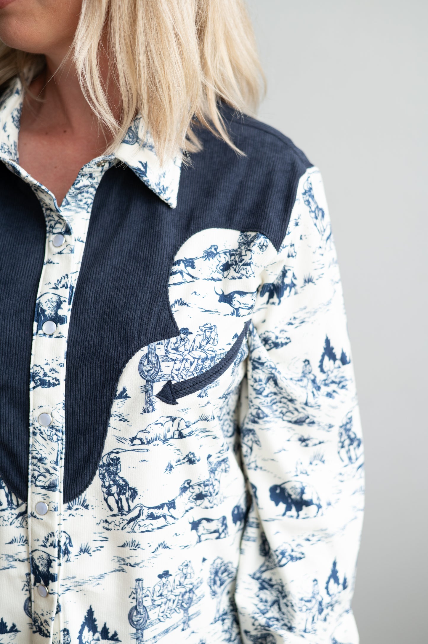 HH2730 CORDUROY COWBOY BUFFALO PEARL SNAP