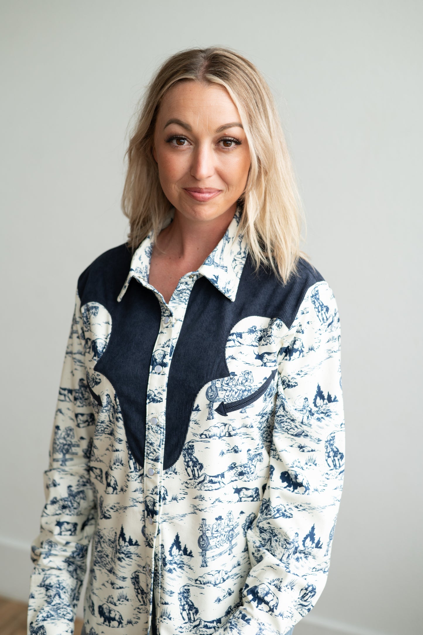 HH2730 CORDUROY COWBOY BUFFALO PEARL SNAP