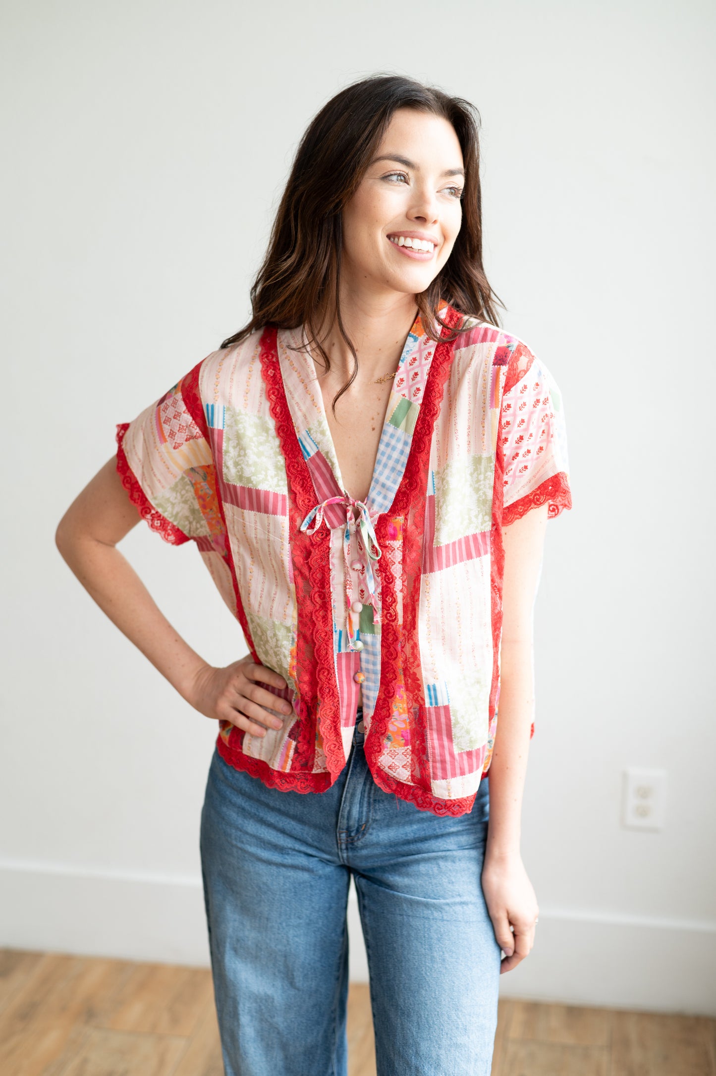 HH2760 PATCHWORK LACE TOP