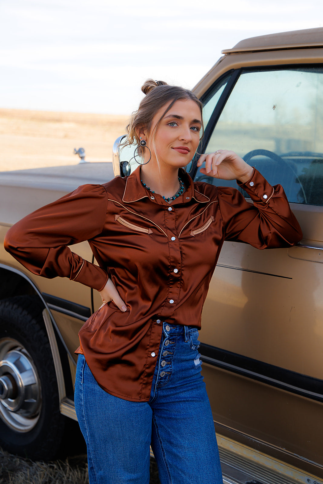 HH2708 BROWN/ CHAMPANGE SATIN  LS PUFF PEARL SNAP TOP