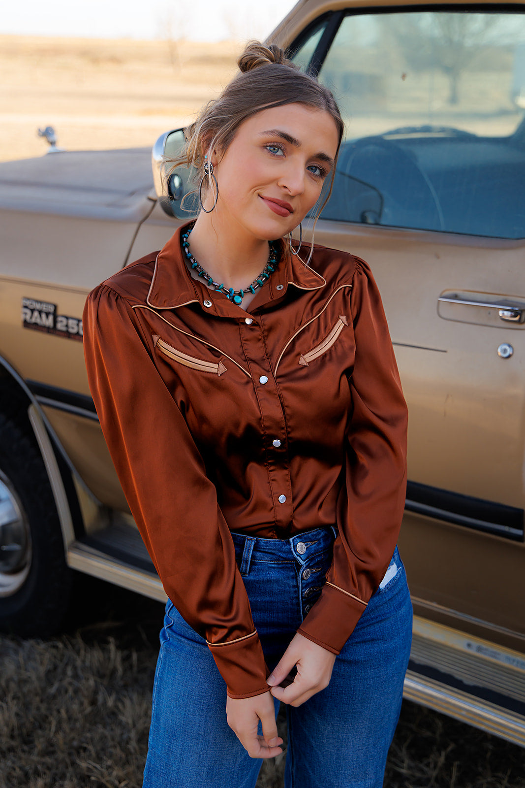 HH2708 BROWN/ CHAMPANGE SATIN  LS PUFF PEARL SNAP TOP