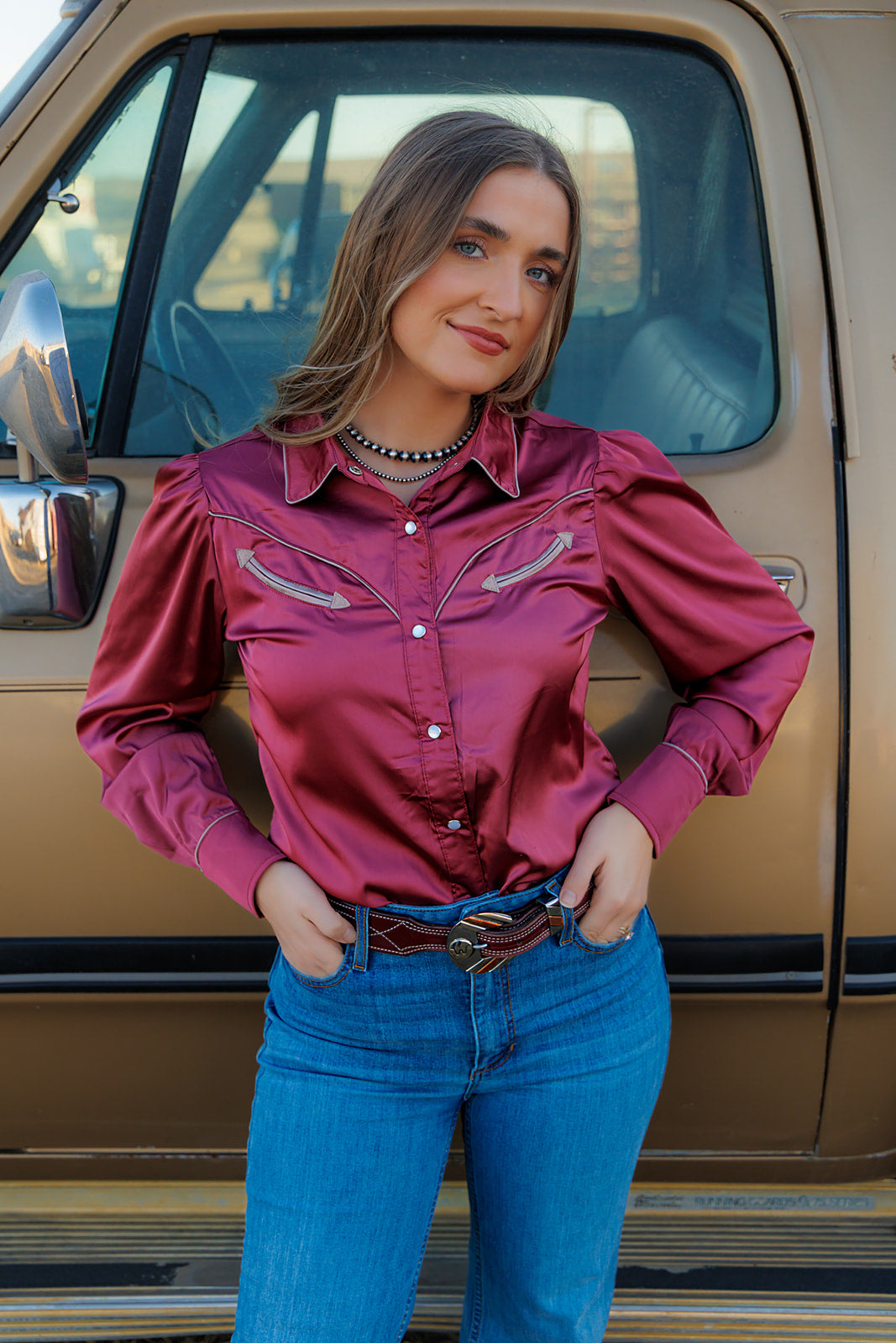 HH2708 SOLID BERRY LS ARROW PEARL SNAP