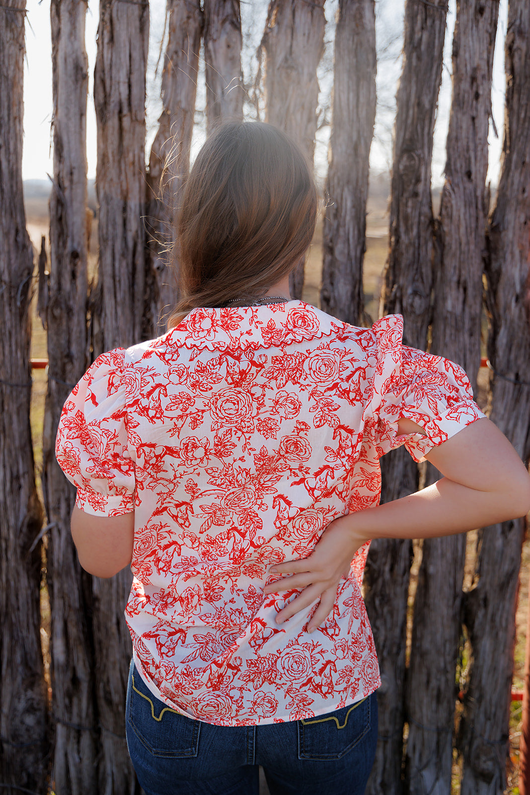 HH3024 RED FLORAL HORSE